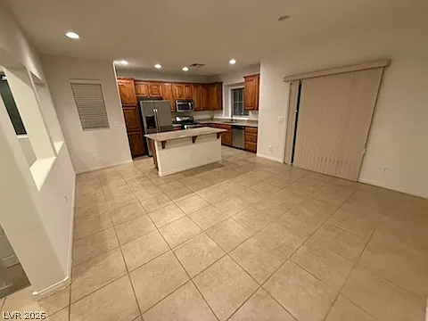 3 bed, 2.5 bath, 1977 sqft, $1,780 — Photo 3