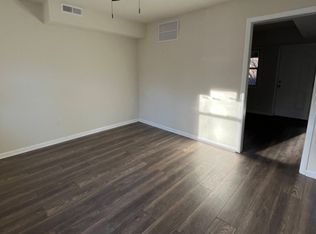 2715 Dundeen St, Charlotte, NC 28216