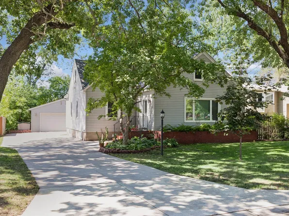 8570 Lincoln St NE, Blaine, MN 55434