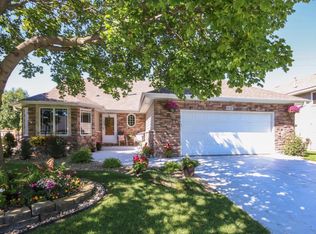 9147 Yates Bay Ct, Minneapolis, MN 55443