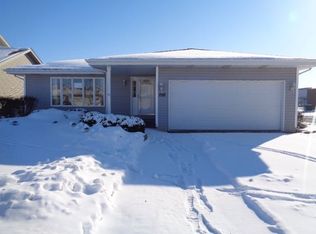 2112 Olde Mill Rd, Plainfield, IL 60586