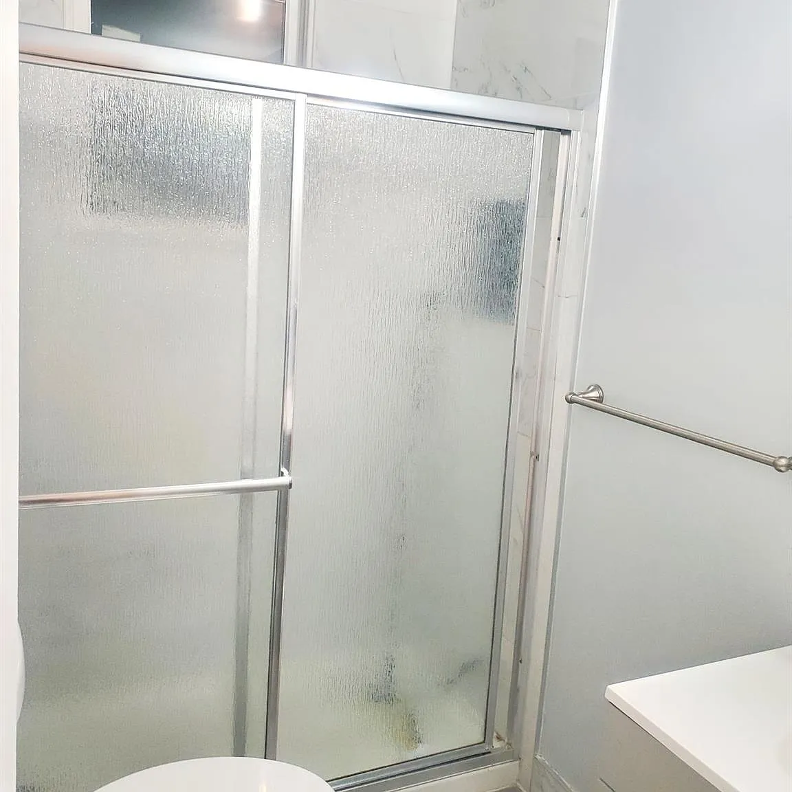 1 bed, 1.0 bath, 3370 sqft, $2,200 — Photo 2