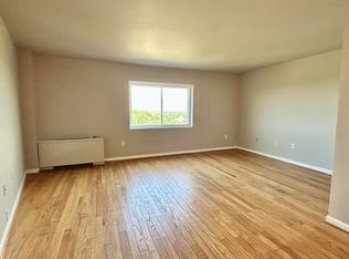 1111 University Blvd W APT 1301-A, Silver Spring, MD 20902