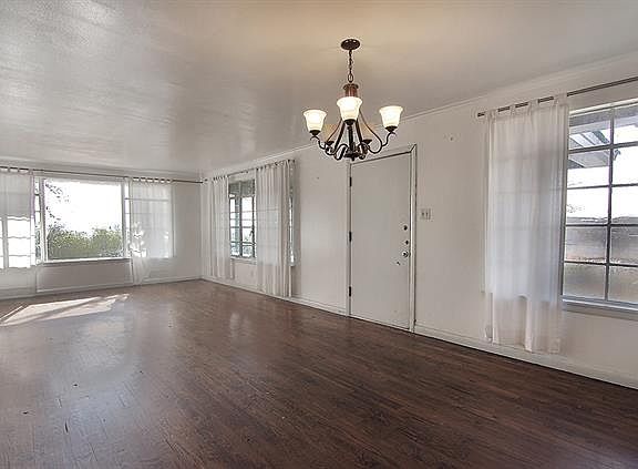 2nd image of 4924 Winthrop Ave W