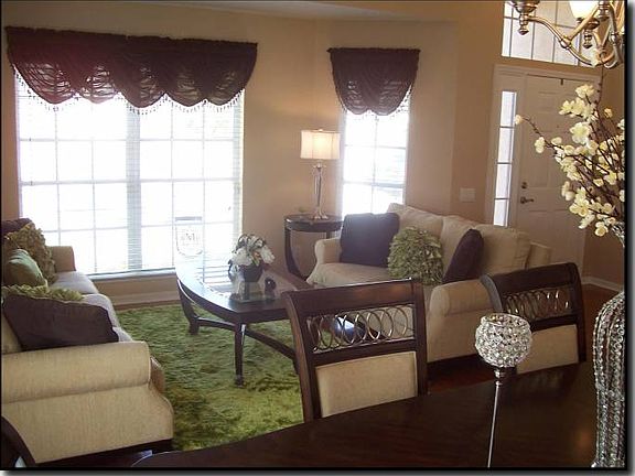 Formal living