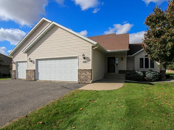 1120 W Shore Dr SW, Hutchinson, MN 55350