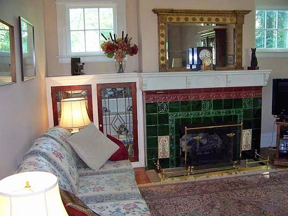 Living Room-Minton Tile Fire Place