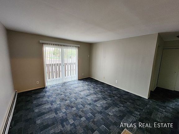 4th image of 1931 S 11th Ave #201
