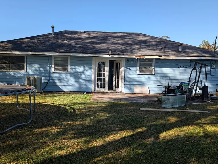 4910 Wales Dr — Photo 5