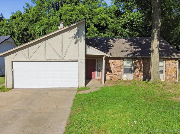 5213 S Lions Ave, Broken Arrow, OK 74011