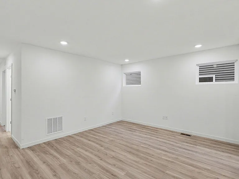 6118 Aurelius Rd — Photo 6