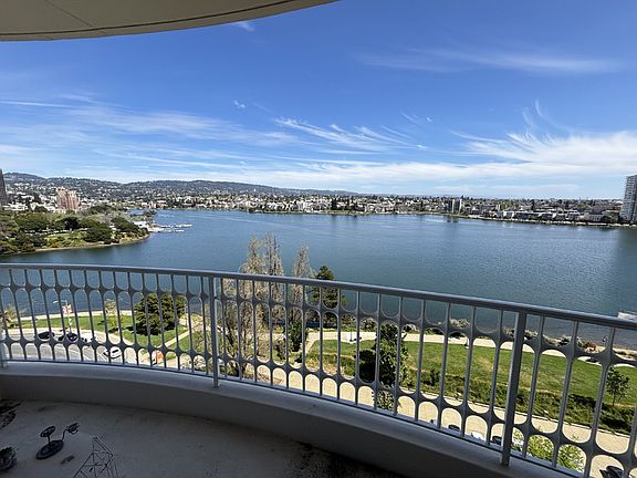5th image of 1555 Lakeside Dr APT 167