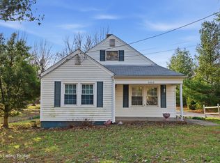 5602 Lovers Ln, Louisville, KY 40299