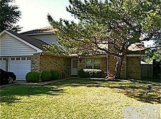 3628 Wedgworth Rd S, Fort Worth, TX 76133