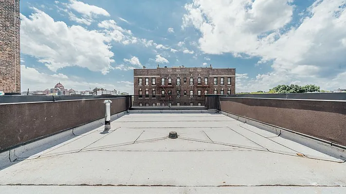 Rented by Nooklyn NYC LLC | media 21