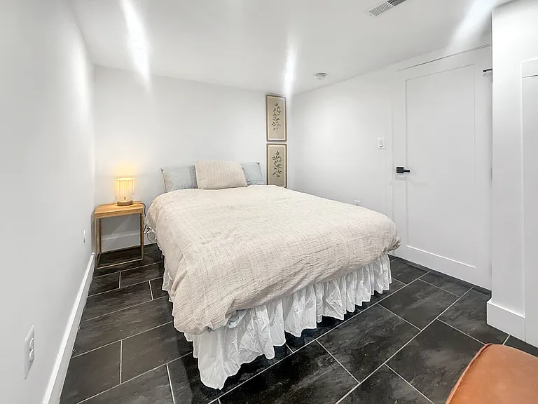 436 Lamont St NW — Photo 4