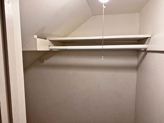 5th image of 1801 Rose St #11293953