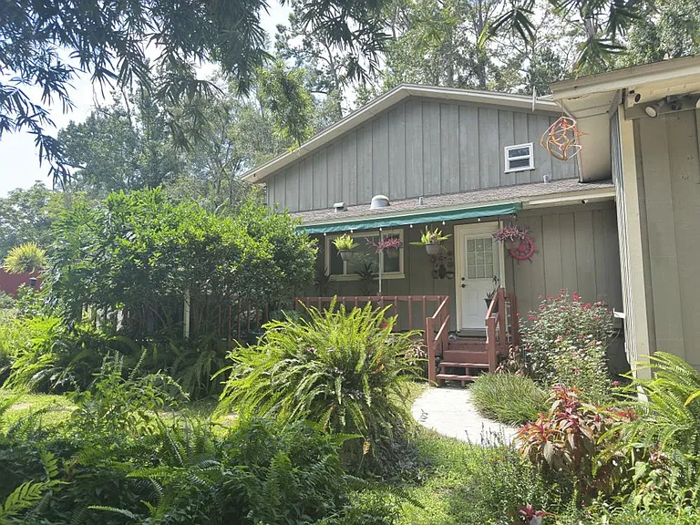 8435 NW 6th Ave — Photo 27