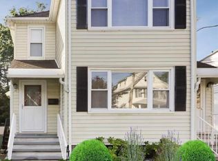 83 Park Ave, Harrison, NY 10528
