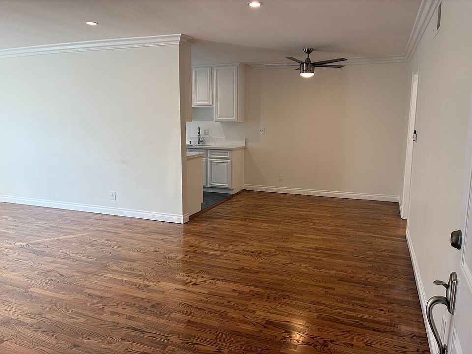 1st image of 1926 S Shenandoah St #5