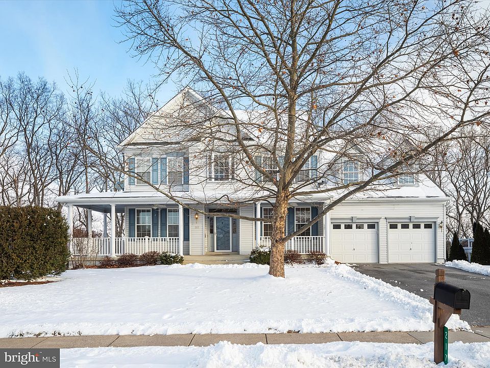 1st image of 217 Rebecca Dr