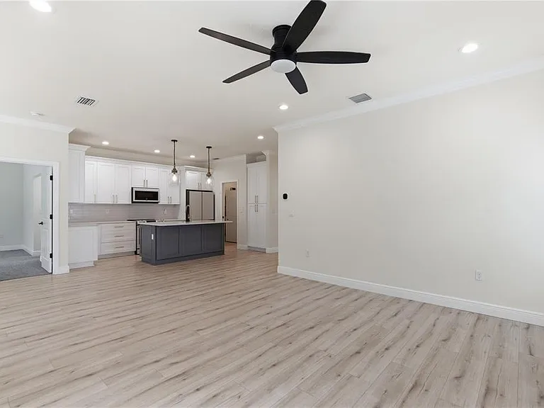 3944 Watson Dr — Photo 14