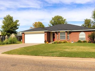 3912 Stevens St, Plainview, TX 79072