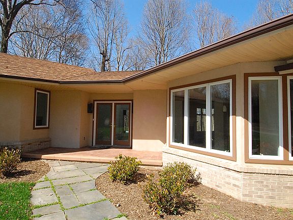 Lots of Windows & Light