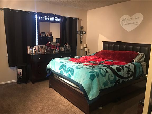 2nd image of 1480 E Marshall Blvd APT 26