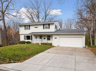 221 Monroe Ave, Excelsior, MN 55331