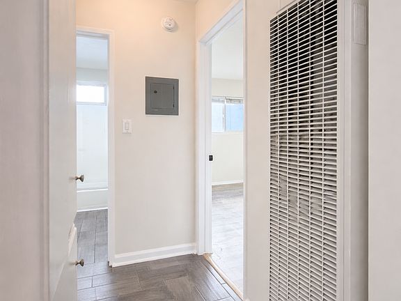 4th image of 1244 Euclid St APT 2