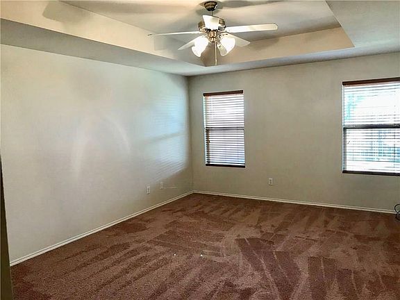 4th image of 4904 Pacific Way Dr