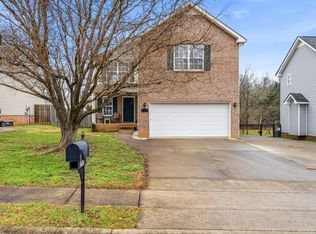 2785 Ridgepole Dr, Clarksville, TN 37040