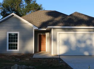 605 N College St, Malakoff, TX 75148