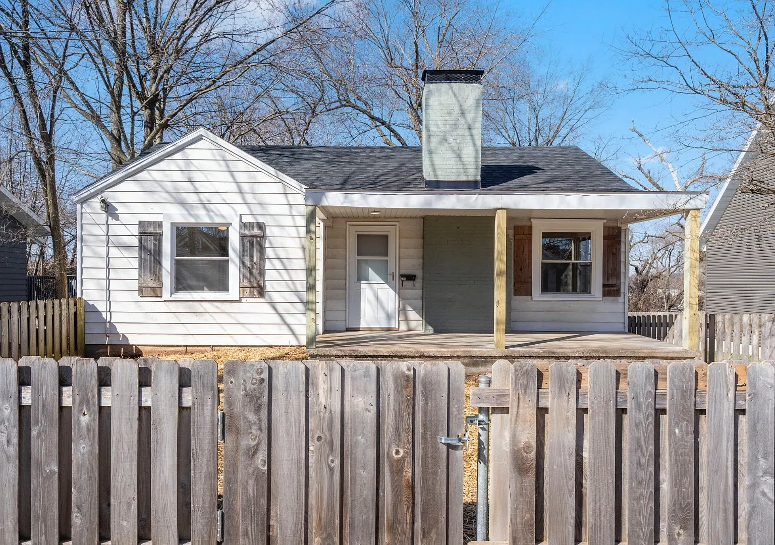 421 S Fort Ave — Photo 1