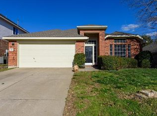 3901 Centenary Dr, Corinth, TX 76210