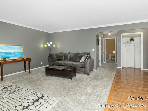 4th image of 300 Farington Blvd APT 30