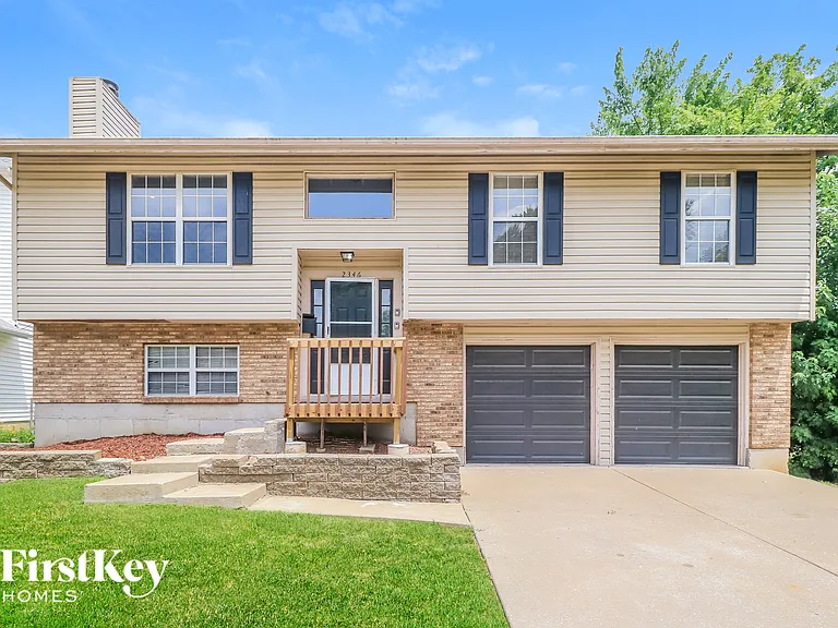 2346 Bramble Ln — Photo 1