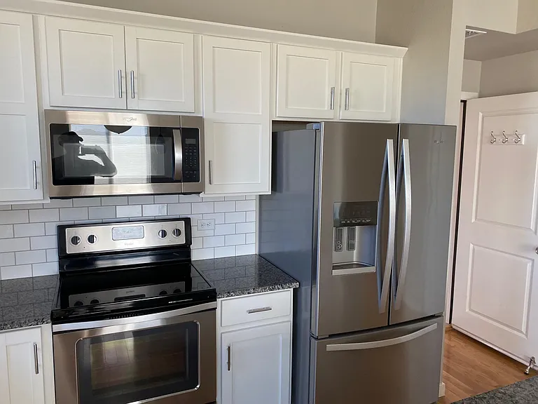 2102 Lager St — Photo 5
