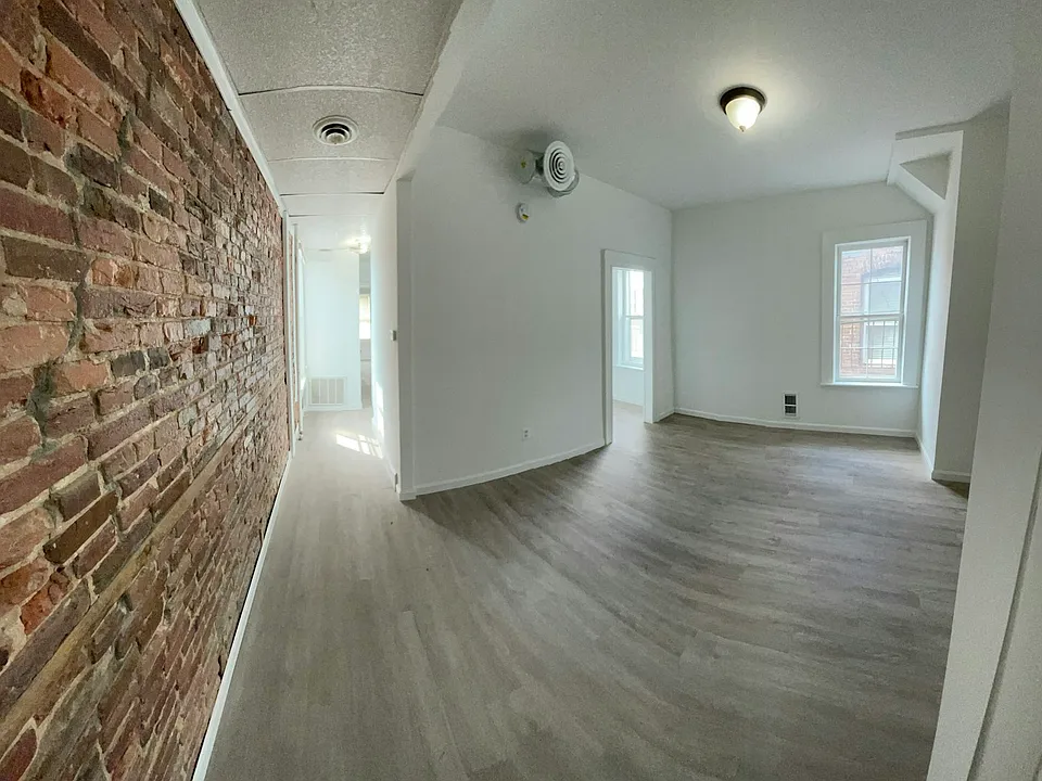 1510 Light St #2C