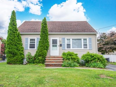 24 Sally St, Bloomingdale, NJ, 07403