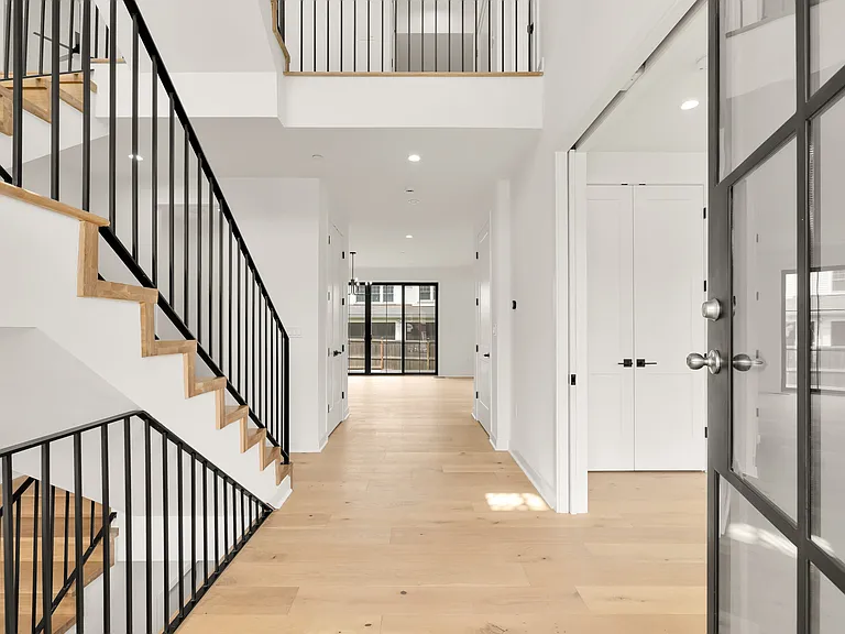 5015 Elm St — Photo 7