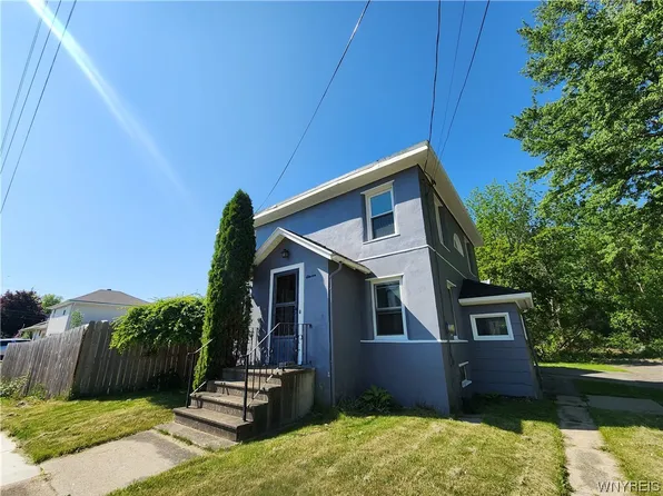 11 Bryant St, Batavia, NY 14020