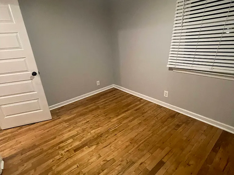 1420 Kirkland Ave — Photo 10