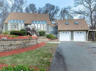 10 Quail Run, Andover, MA 01810