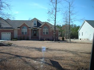 114 Finch Ln, New Bern, NC 28560