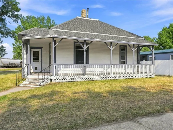 514 3rd Ave, Belle Fourche, SD 57717