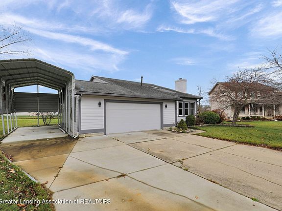 3rd image of 1568 Stonehaven Dr