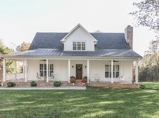 372 Martinsville Trl, Bowling Green, KY 42104
