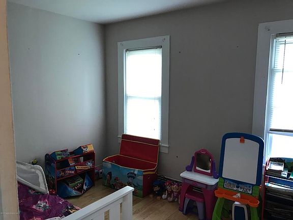 5th image of 1507 Luzerne St